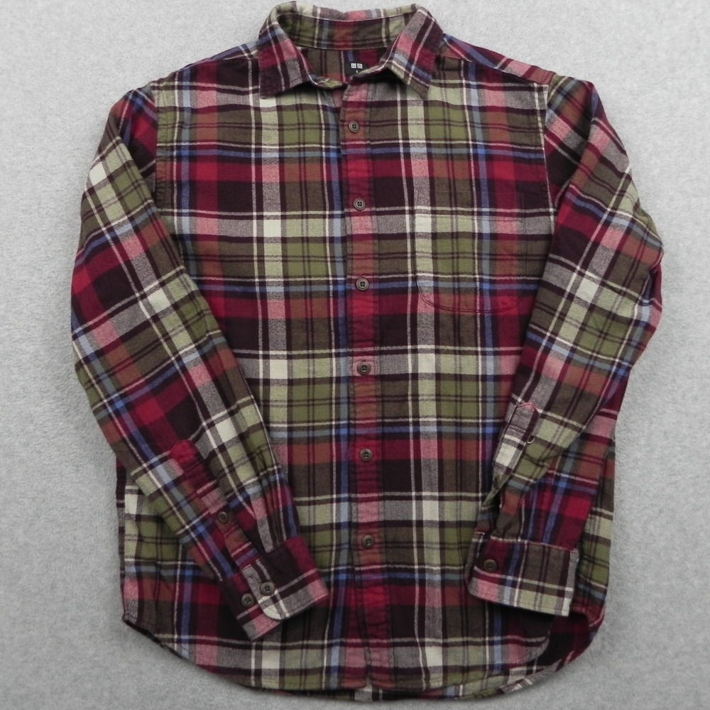 Uniqlo Flannel Shirt Mens Small Casual Pocket Button Up Red Plaid Long Sleeve